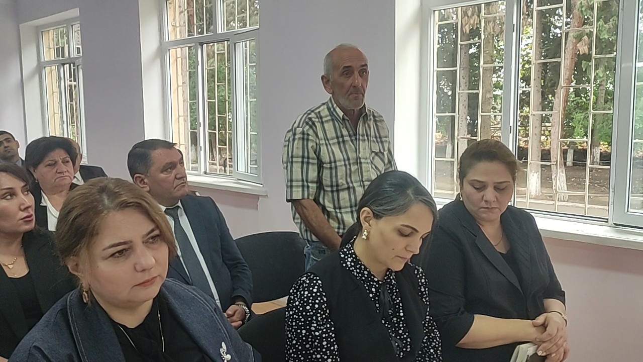 Seymur Orucov vətəndaşların müraciətlərini dinlədi - FOTOLAR